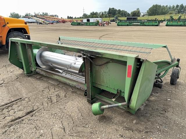 Image of John Deere 224 equipment image 3