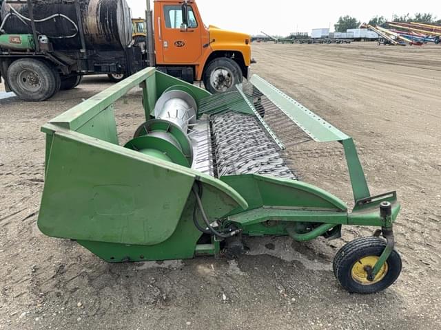 Image of John Deere 224 equipment image 4