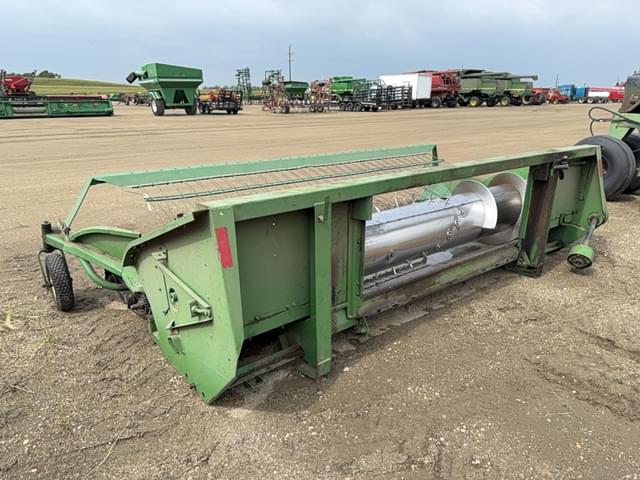 Image of John Deere 224 equipment image 2