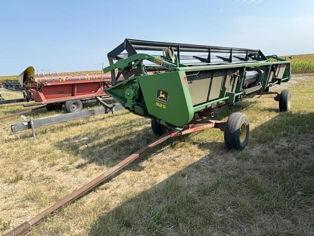 Image of John Deere 925 equipment image 3