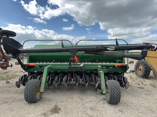 Image of John Deere 1560 equipment image 2