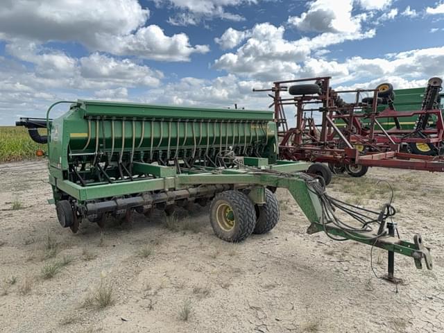 Image of John Deere 1560 equipment image 4