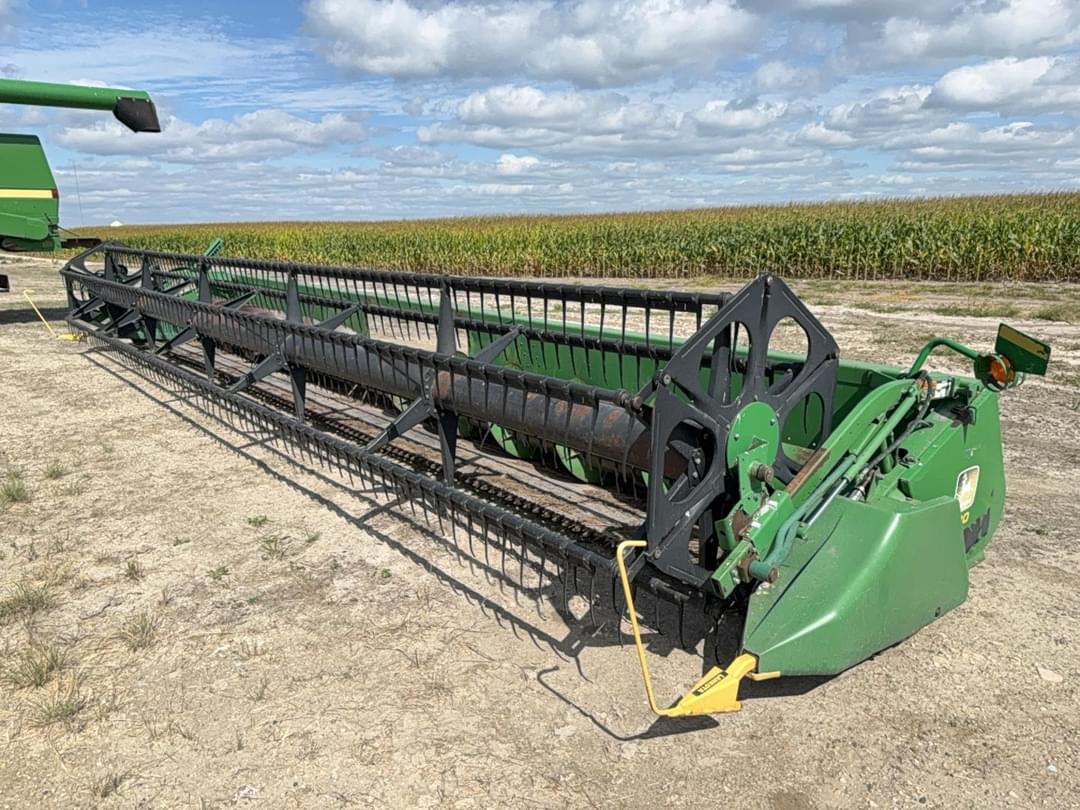 Image of John Deere 930 Primary image