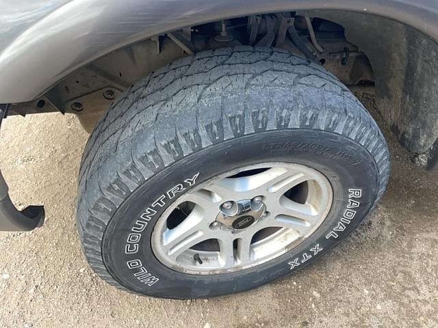 Image of Ford F-150 equipment image 2