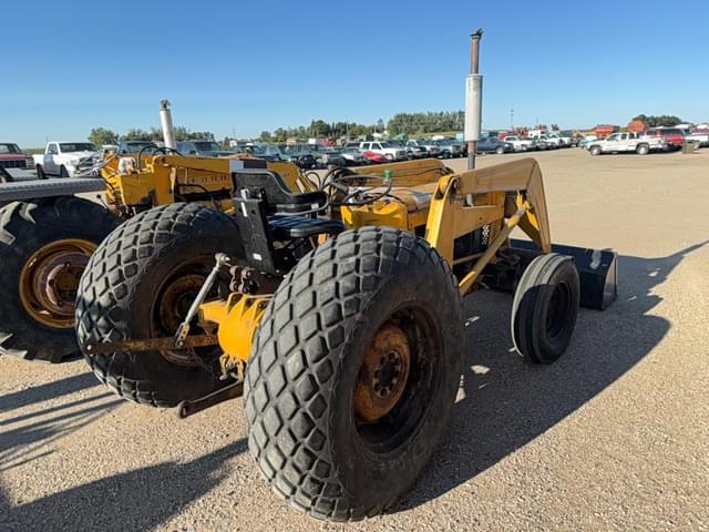 Image of Massey Ferguson 202 equipment image 2