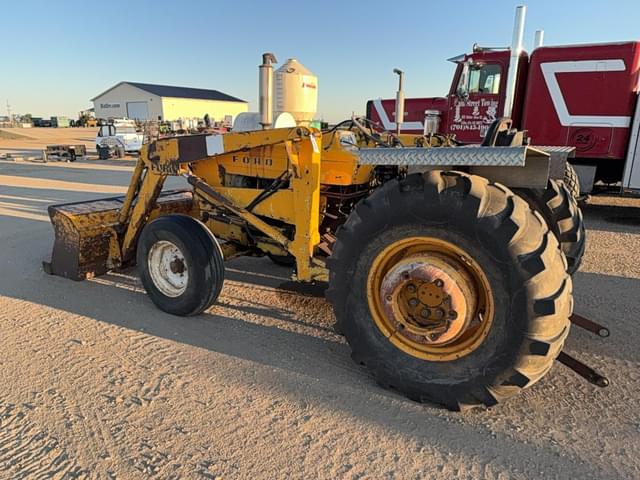 Image of Ford 4500 equipment image 1