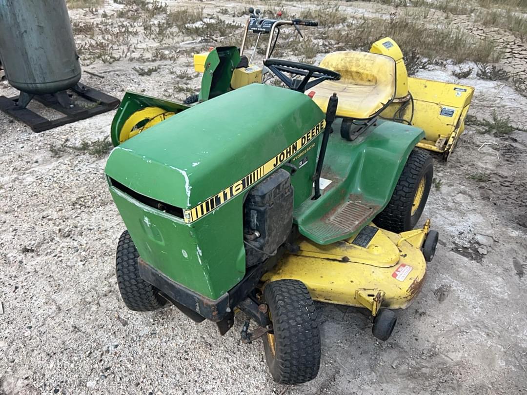 Image of John Deere 116 Image 0