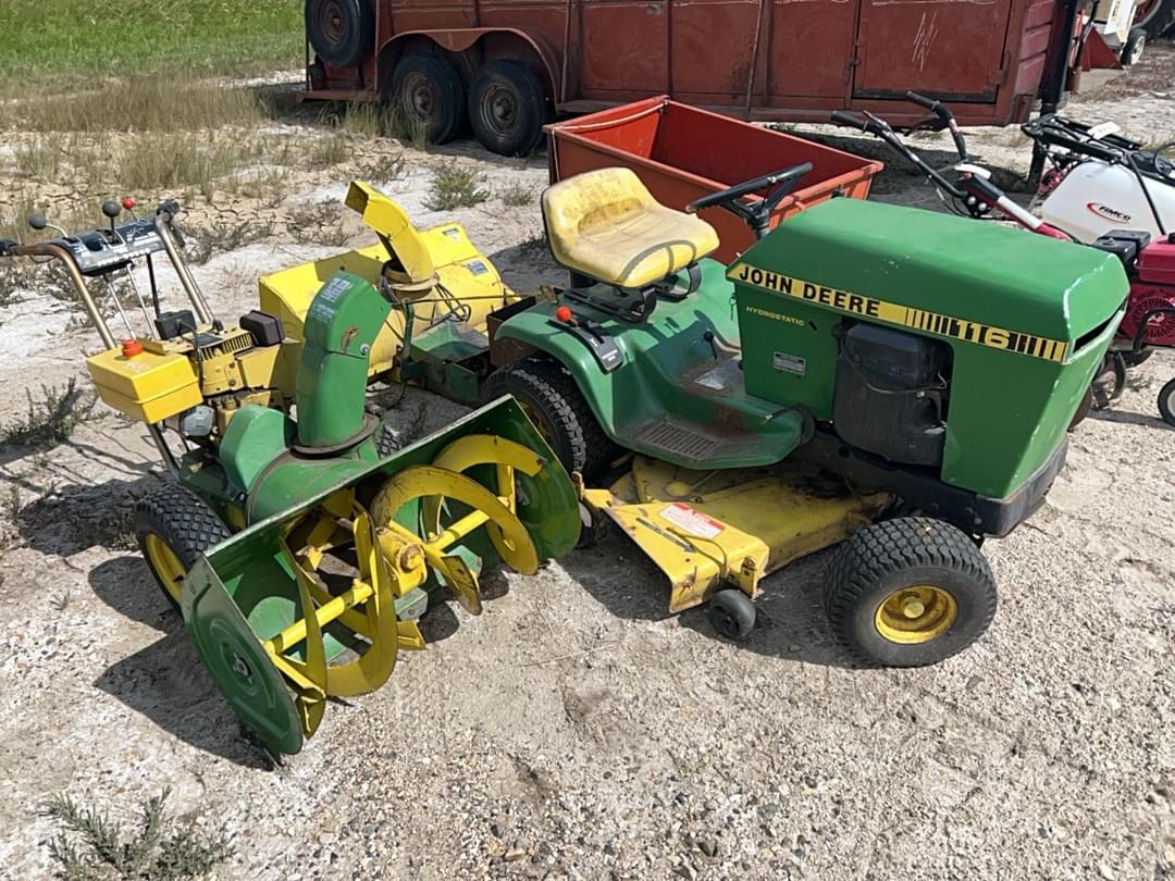Image of John Deere 116 Image 1