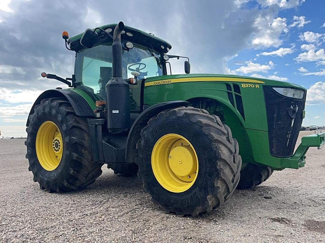 Image of John Deere 8370R Primary image