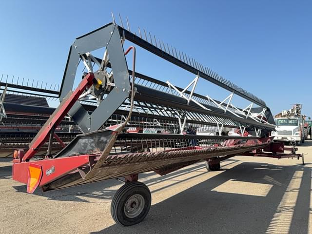 Image of Case IH 725 equipment image 1
