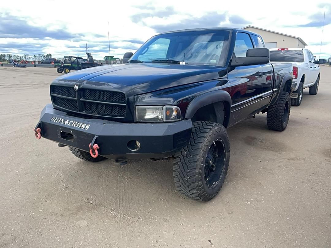 Image of Dodge Ram 2500 Primary image