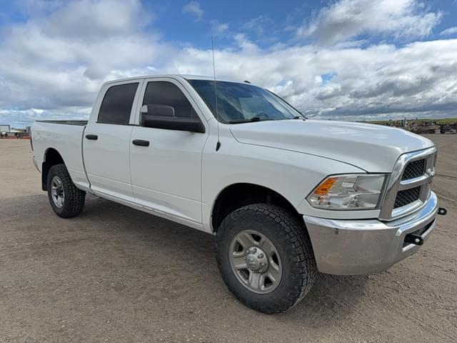Image of Dodge Ram 2500 equipment image 2