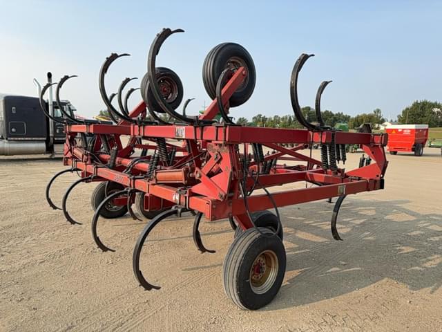 Image of Case IH 5600 equipment image 3