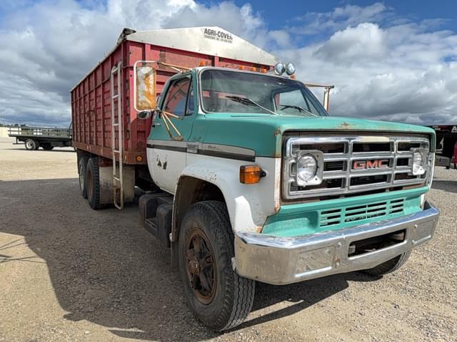 Image of GMC C65 equipment image 3