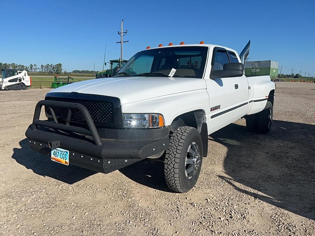 Image of Dodge Ram 3500 Primary image