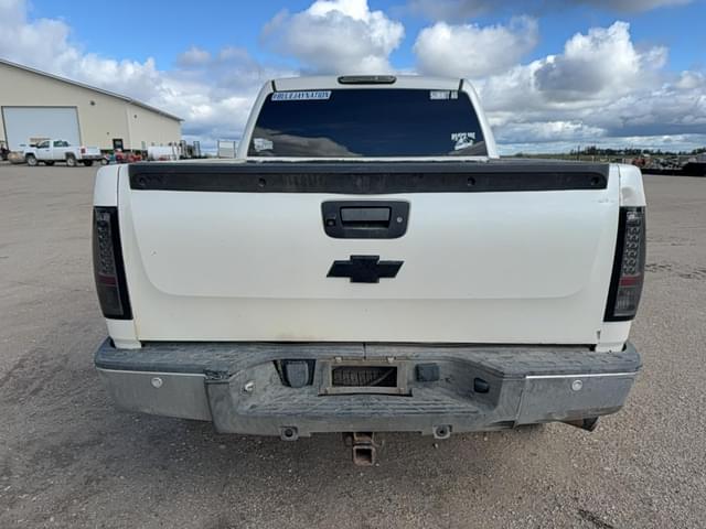 Image of Chevrolet 1500 equipment image 2