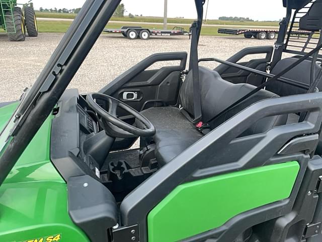 Image of John Deere XUV 825M equipment image 3