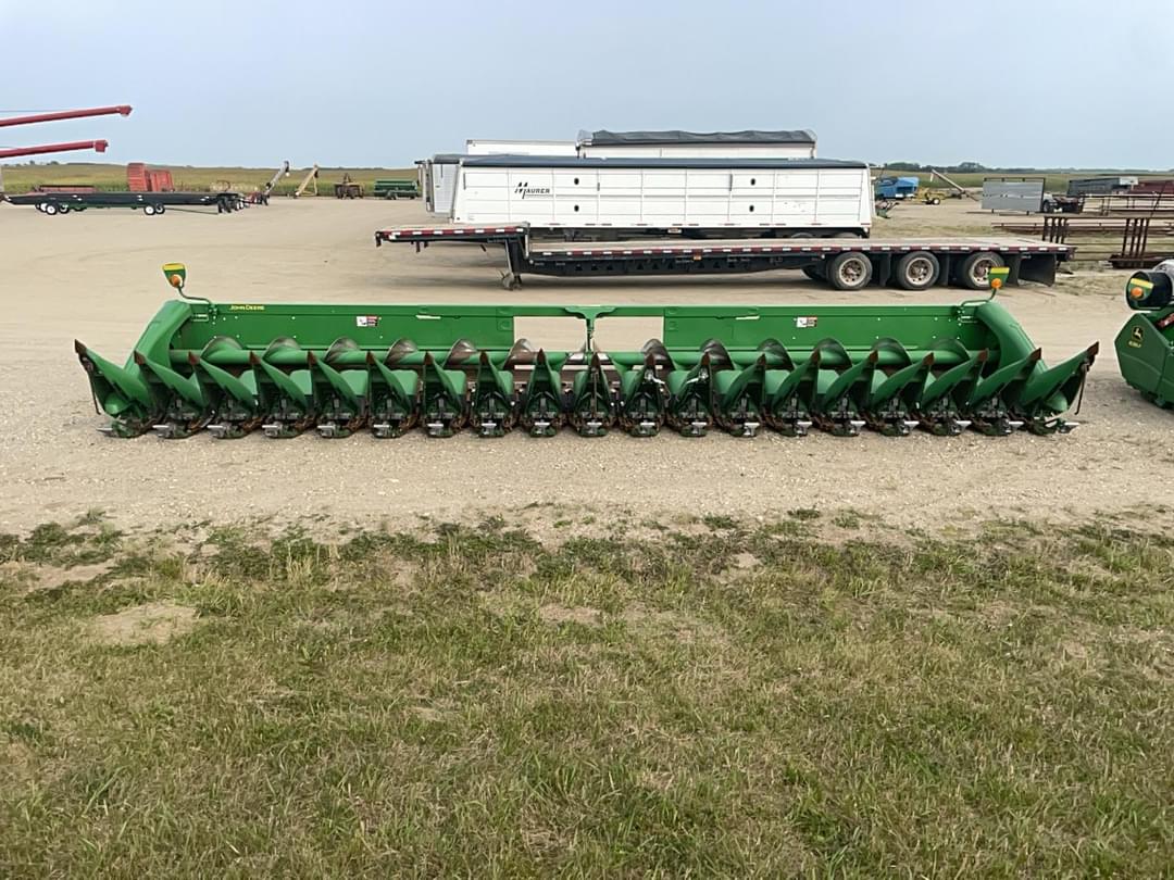Image of John Deere 618C Primary image