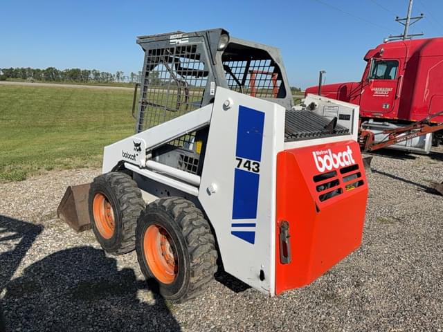 Image of Bobcat 743 equipment image 1