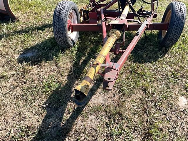 Image of New Holland 456 equipment image 1