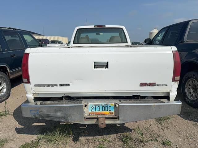 Image of GMC 2500 equipment image 2