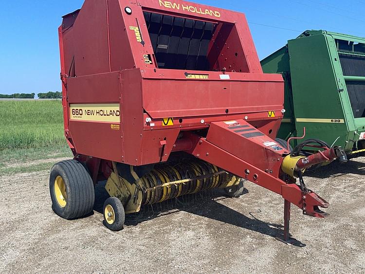 New Holland 660 Hay and Forage Balers - Round for Sale | Tractor Zoom