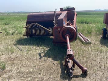 Main image New Holland 282