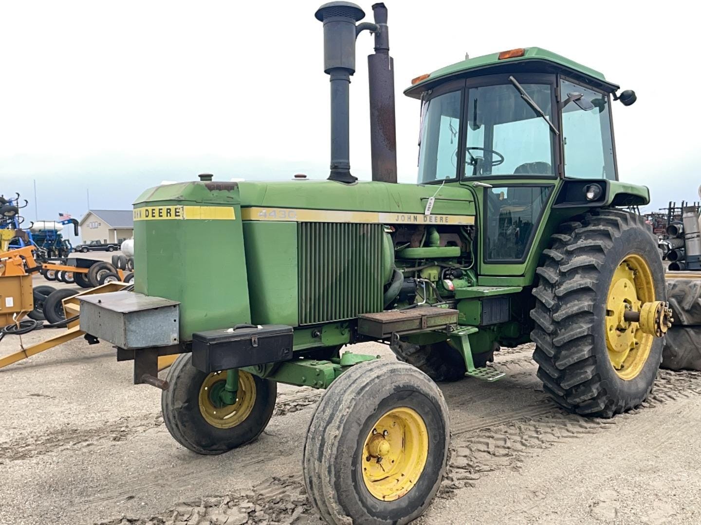 Main image John Deere 4430