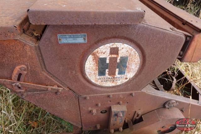 Image of International Harvester 10 equipment image 4