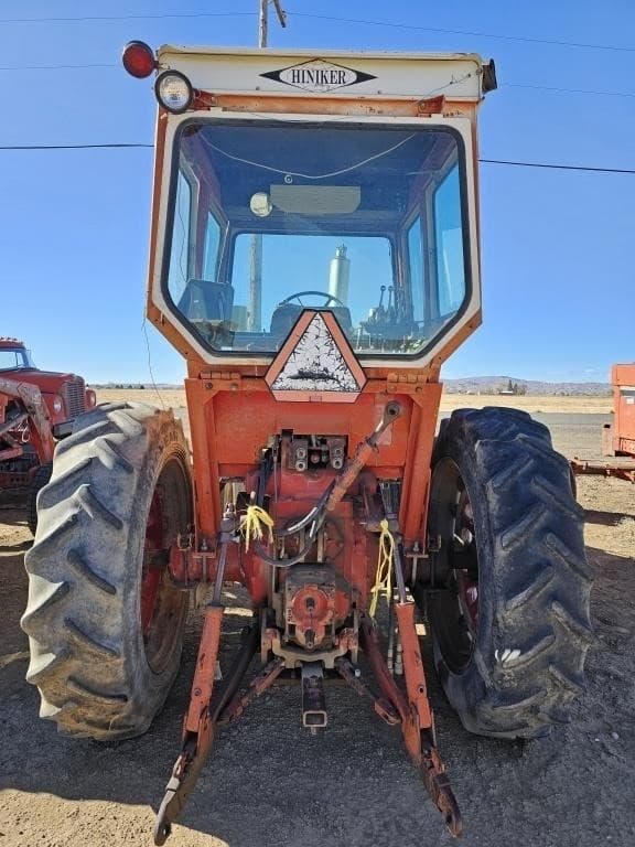 Image of International Harvester 1026 equipment image 4