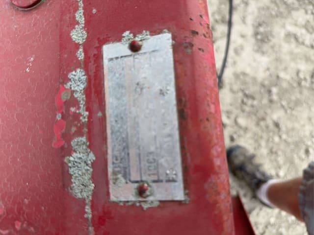 Image of International Harvester 1063 equipment image 3