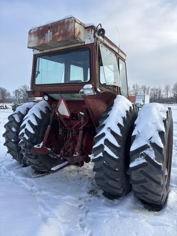 Image of International Harvester 1066 equipment image 3