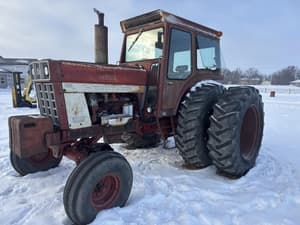International Harvester 1066 Image