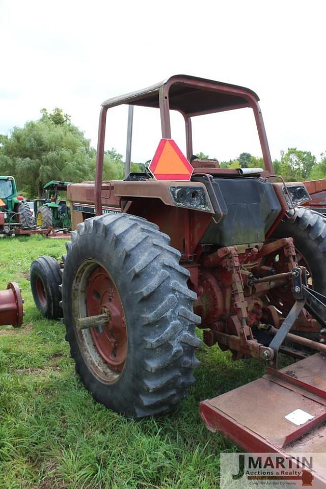 Image of International Harvester 1086 equipment image 3