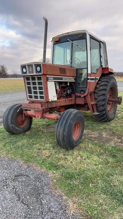 Main image International Harvester 1086