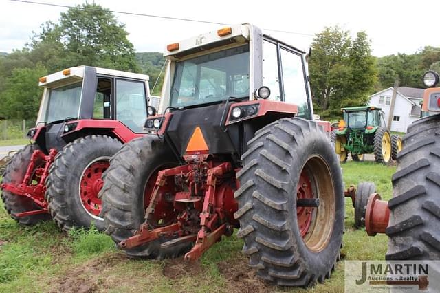 Image of International Harvester 1086 equipment image 2