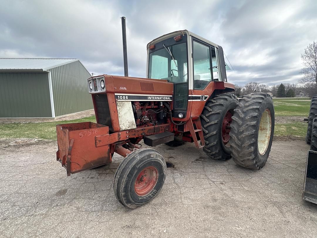 Image of International Harvester 1086 Primary image