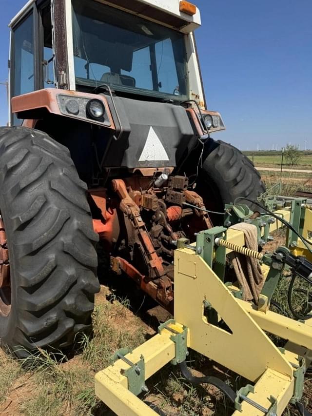 Image of International Harvester 1086 equipment image 3