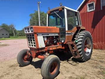 Main image International Harvester 1086