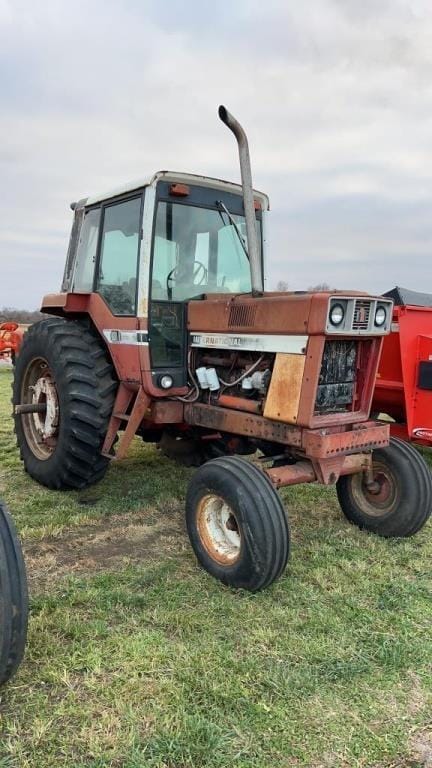 Main image International Harvester 1086