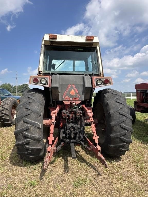 Image of International Harvester 1086 equipment image 4