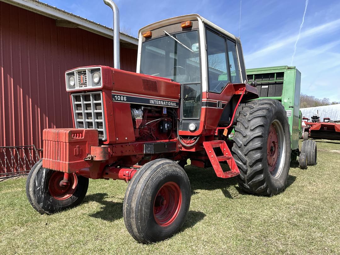 Image of International Harvester 1086 Primary image