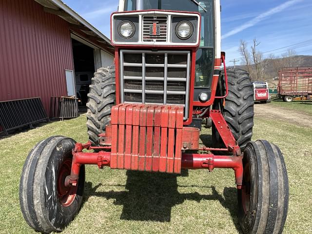 Image of International Harvester 1086 equipment image 4