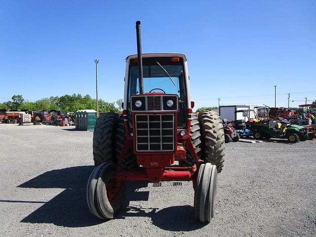 Image of International Harvester 1086 equipment image 1