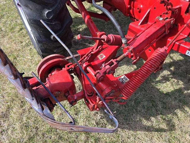 Image of International Harvester 115 equipment image 1