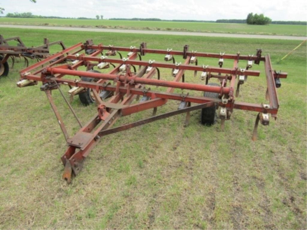 International Harvester 45 Equipment Image0