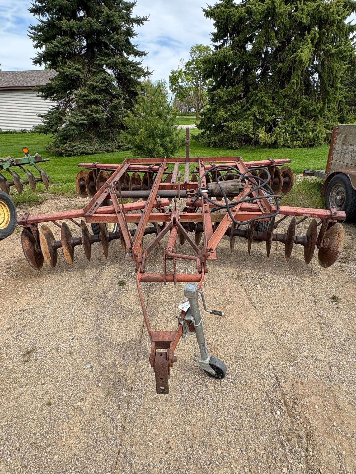 International Harvester 350 Equipment Image0