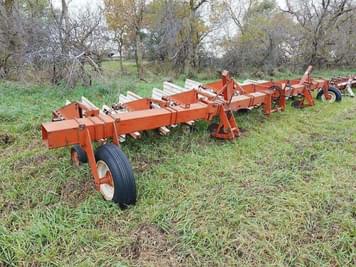 Main image International Harvester 133