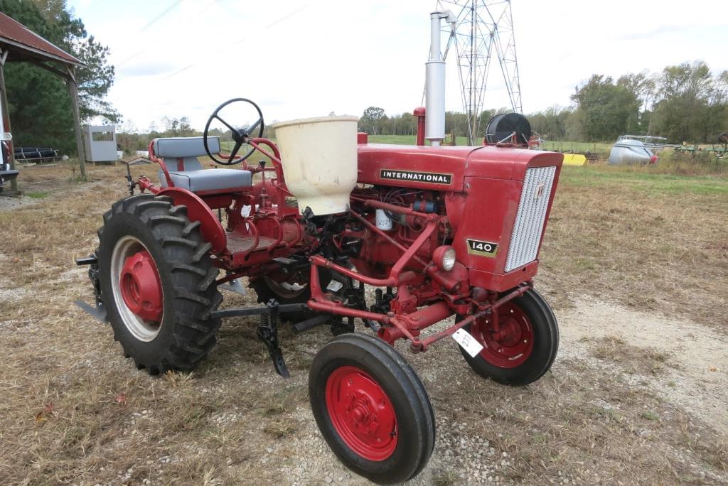 Image of International Harvester 140 Primary image