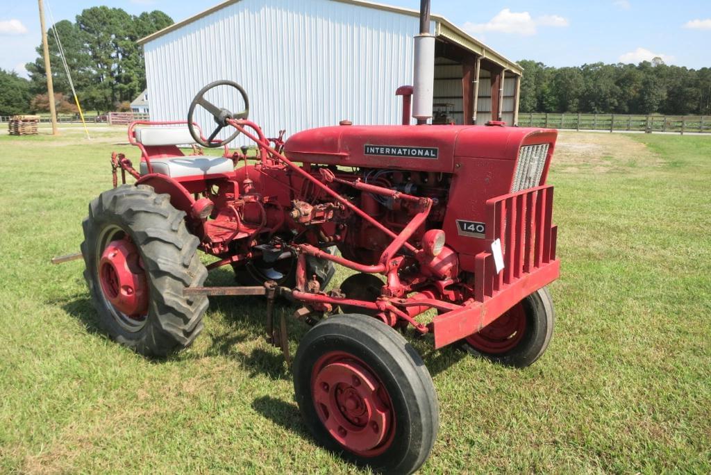 Image of International Harvester 140 Primary image